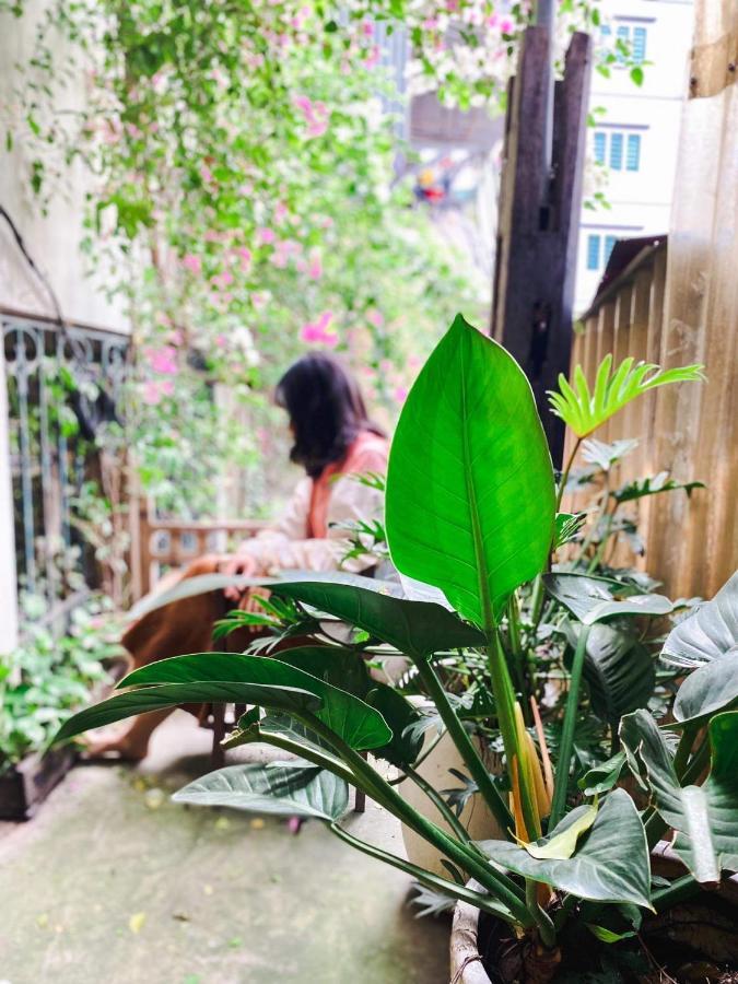 Chu Nhat Cafe & Homestay - 12 Ngo 41 Duong Lang - Co So 1 Ханой Екстериор снимка
