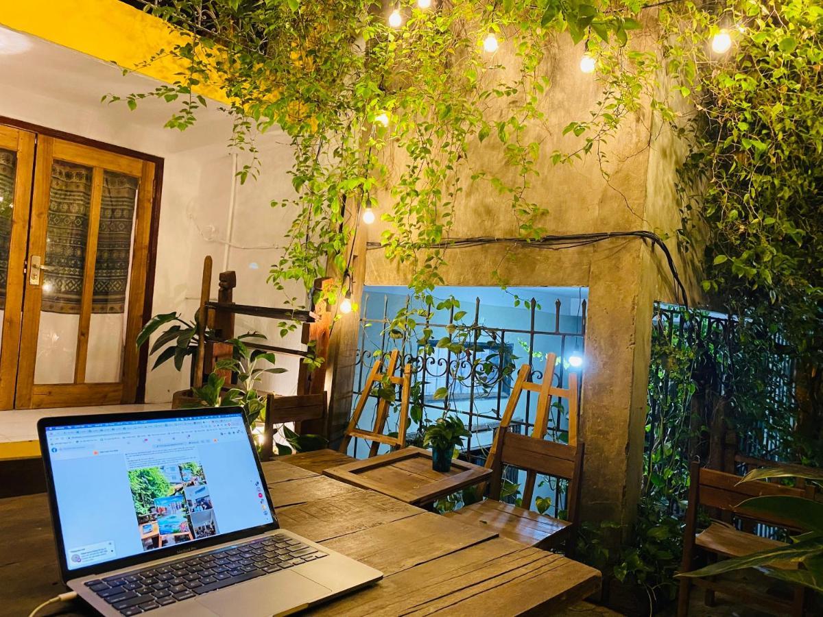 Chu Nhat Cafe & Homestay - 12 Ngo 41 Duong Lang - Co So 1 Ханой Екстериор снимка