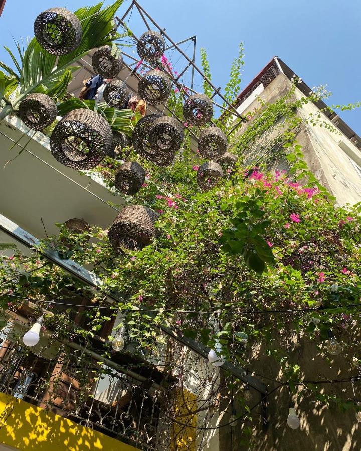 Chu Nhat Cafe & Homestay - 12 Ngo 41 Duong Lang - Co So 1 Ханой Екстериор снимка