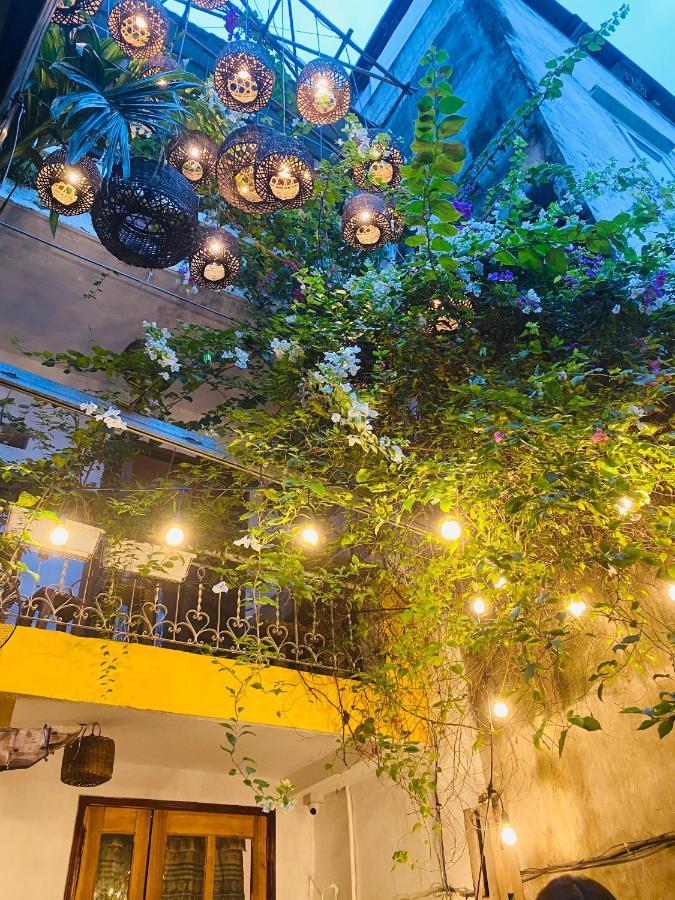Chu Nhat Cafe & Homestay - 12 Ngo 41 Duong Lang - Co So 1 Ханой Екстериор снимка