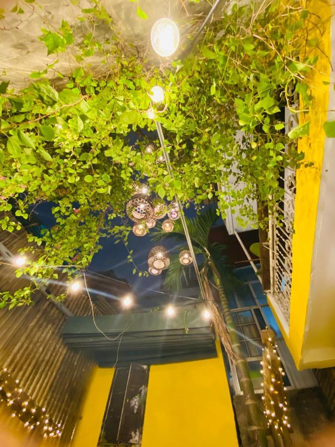 Chu Nhat Cafe & Homestay - 12 Ngo 41 Duong Lang - Co So 1 Ханой Екстериор снимка